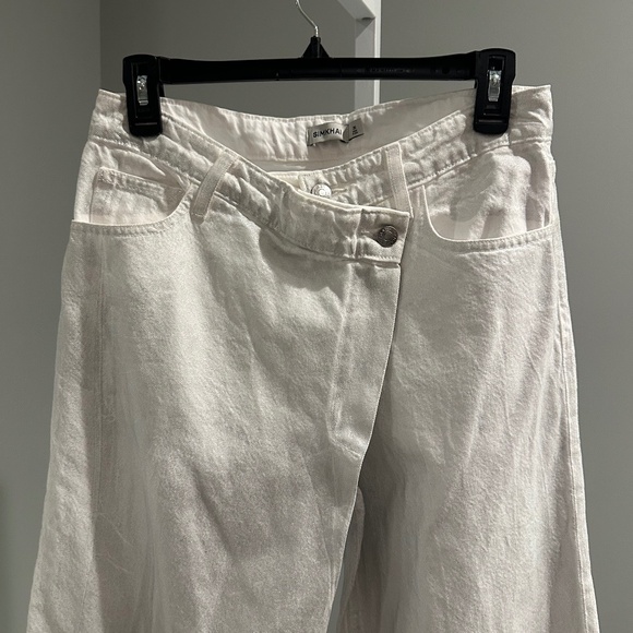 SIMKAI Cool Girl Fold Waist Metallic Wash White Silver Jeans Sz 26 NEW - Picture 4 of 4